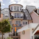 Strandhaus Brunhild Apartment *