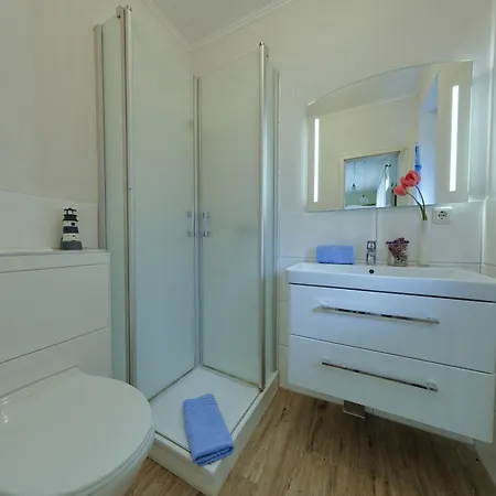 Strandhaus Brunhild Apartment *