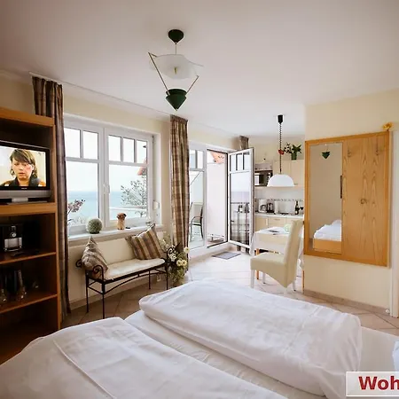 Strandhaus Brunhild 公寓 *